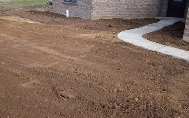 Yahle Landscaping & Sod — Landscaper