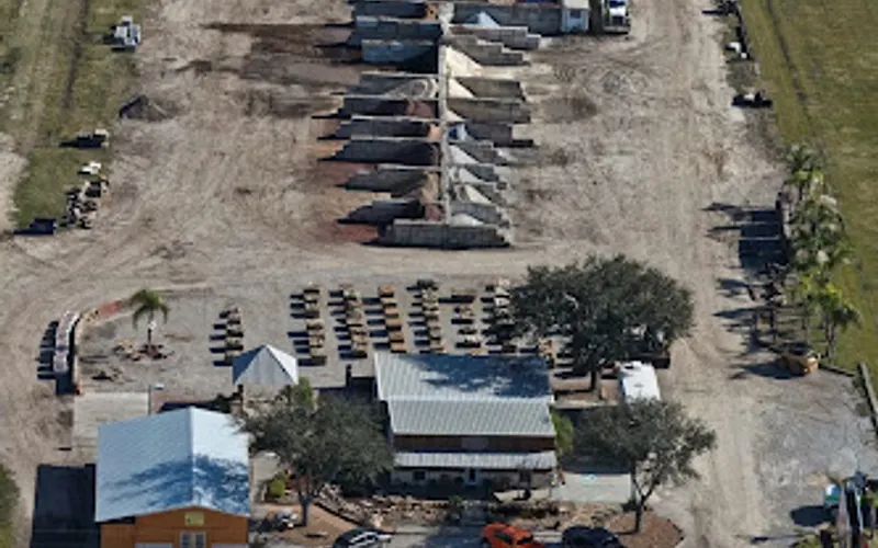 Lafayette Materials - Johnston — Topsoil supplier