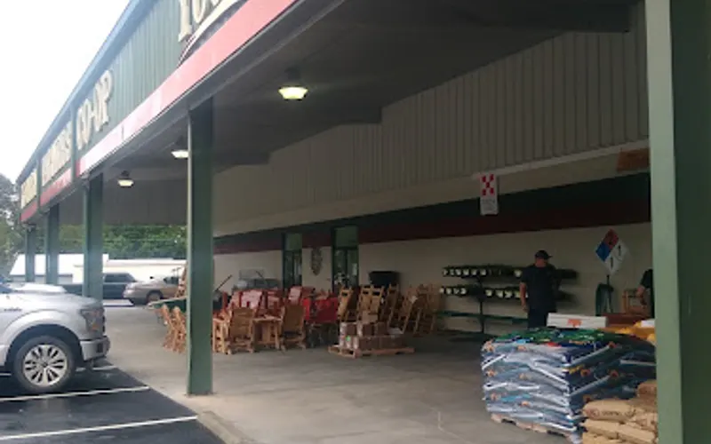 AgCentral Farmers Coop — Garden center