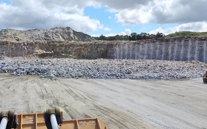Hopkins Hill Sand & Stone — Sand & gravel supplier