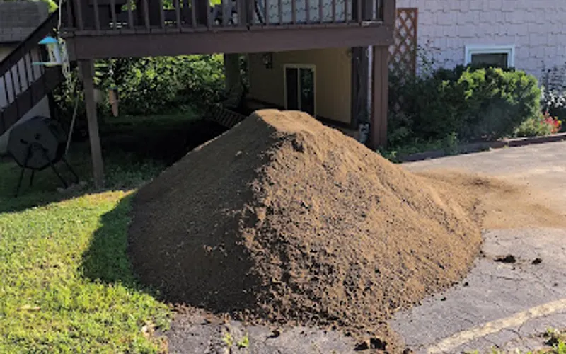 Blasdell Soil & Stone — Topsoil supplier