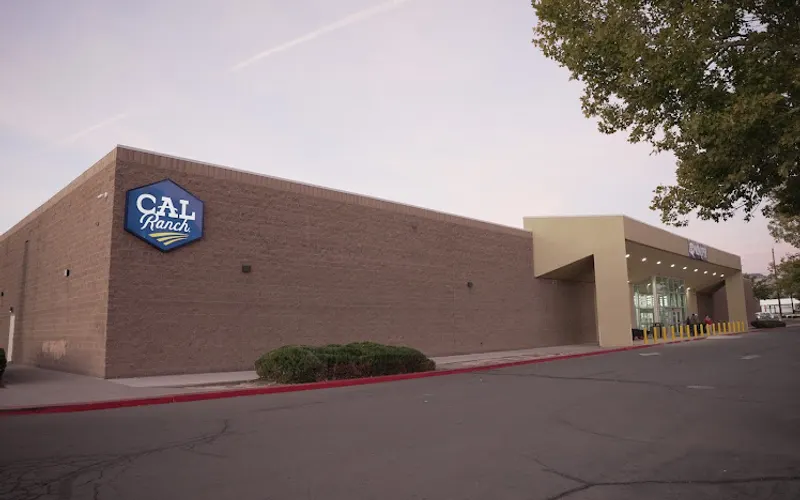 C-A-L Ranch Stores — Farm shop