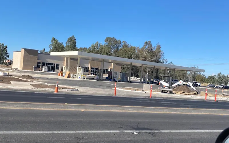Horizon Distributors — Landscaping supply store