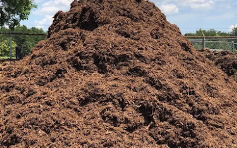 Lincoln Landscape & Mulch supply — Sand & gravel supplier