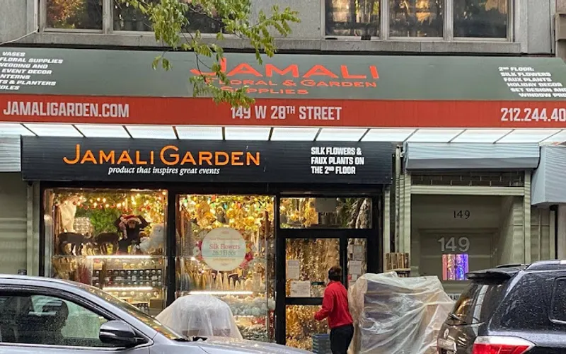 Jamali Floral & Garden — Garden