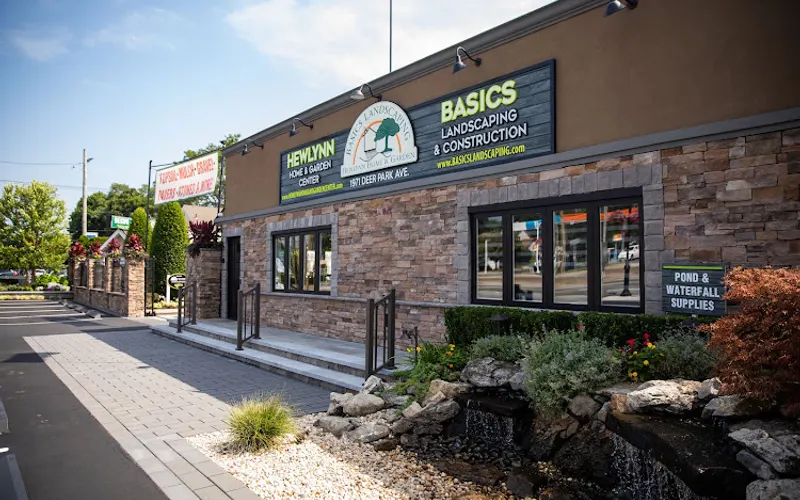 Hewlynn Home & Garden Center — Garden center