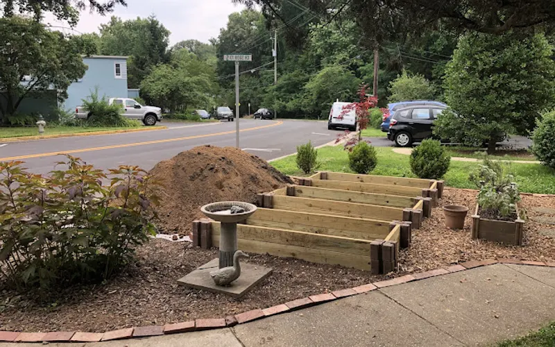 Mulch and Stone L.L.C. — Mulch supplier
