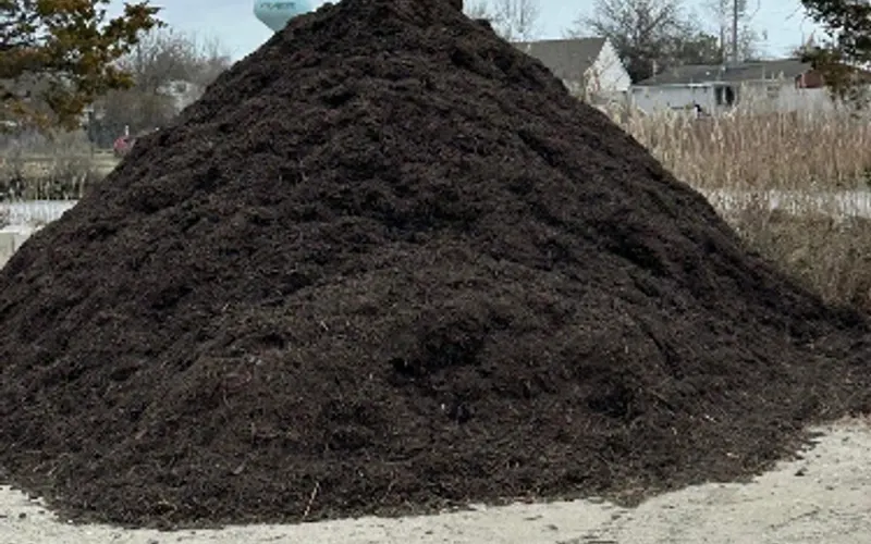 Hampton Roads Mowers & Mulch — Landscaping supply store