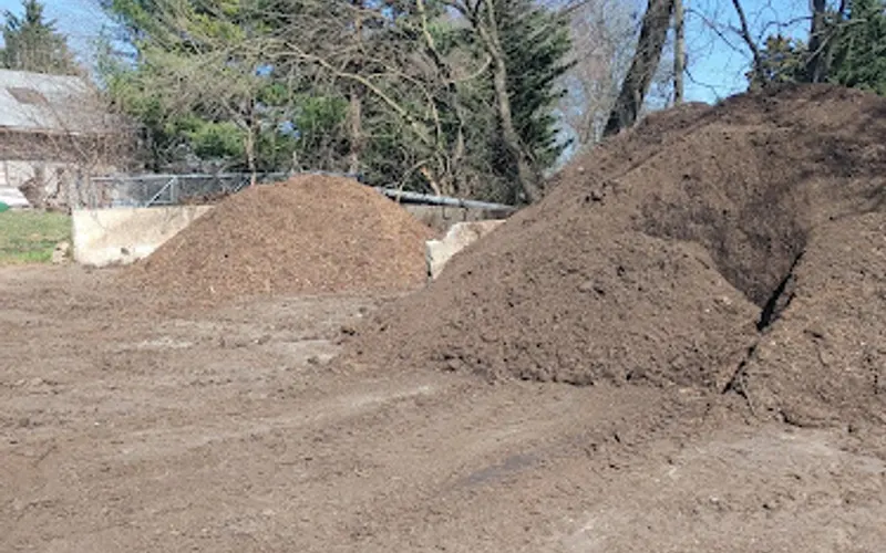 Baer's Garden Center — Mulch supplier