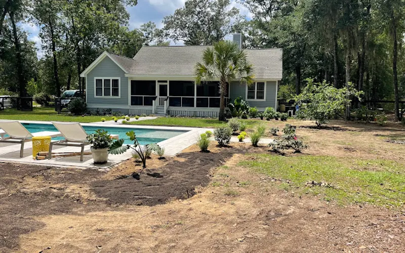 LowCo Gardeners — Landscaper