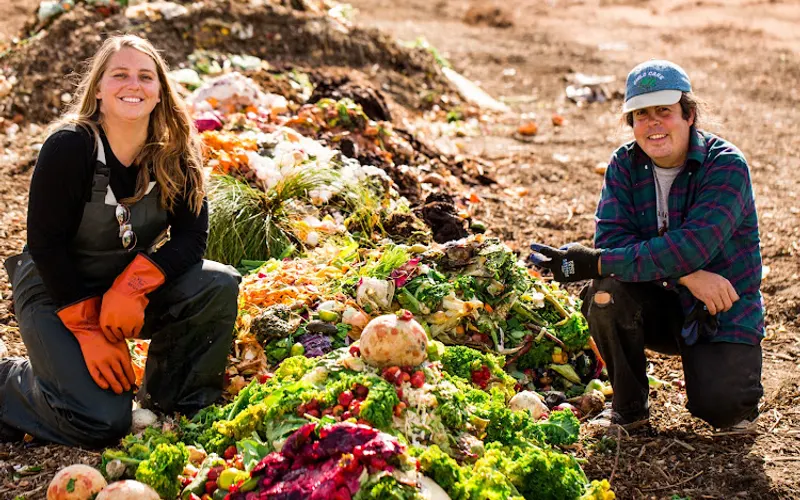 Happy Trash Can Curbside Compost — Agricultural service