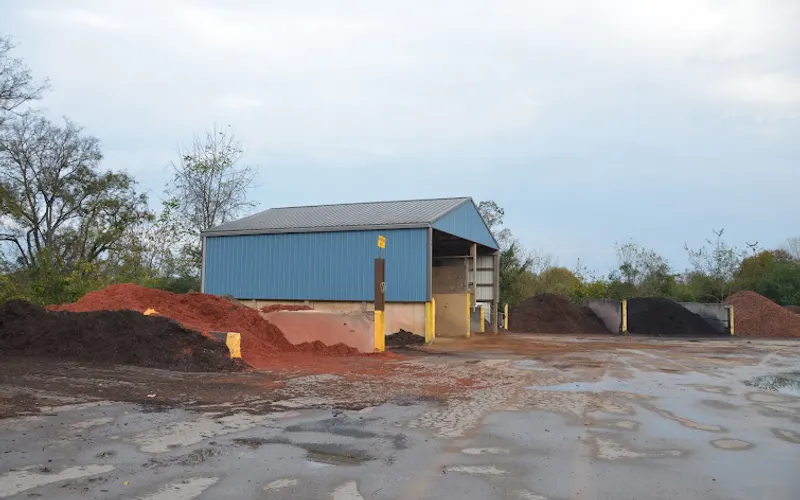 Beasley's Yard — Landscaping supply store