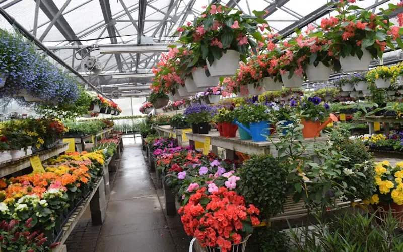 Tholens' Landscape & Garden Center — Landscaping supply store