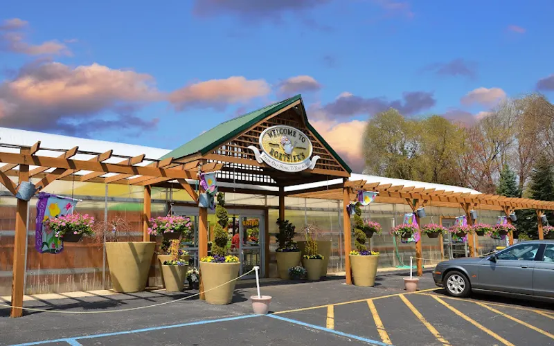 Koetsier's Greenhouse — Garden center