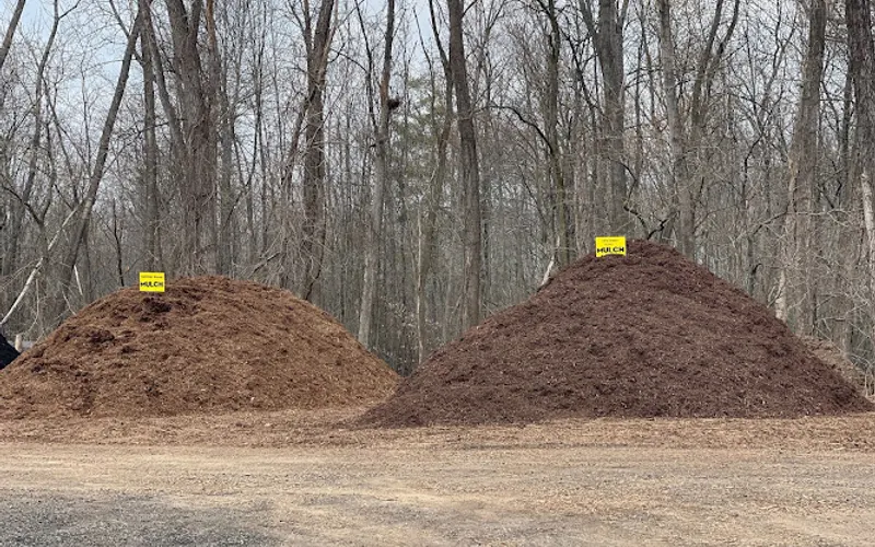 East Granby Mulch & Stone — Landscaping supply store