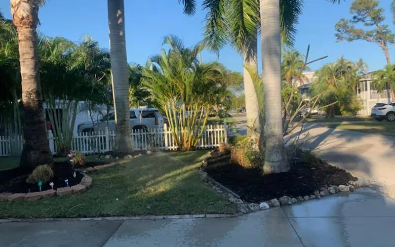 Banyan Landscaping & Tree Services — Lawn care service