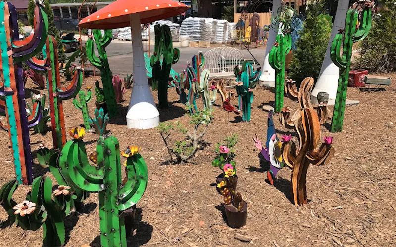 Redmond Boys and The Clay Market at Cherry Street Marketplace — Landscaper