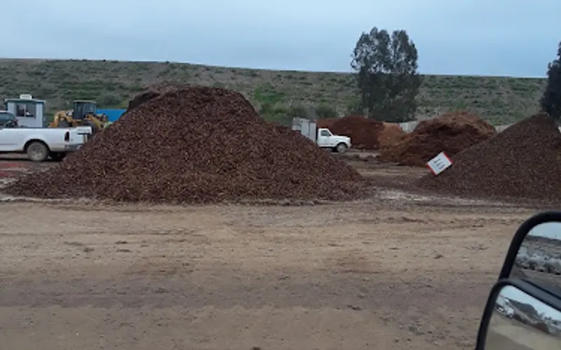Martin Marietta - Miramar Soils — Landscaping supply store
