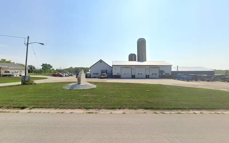 Cravillion Materials — Landscaping supply store