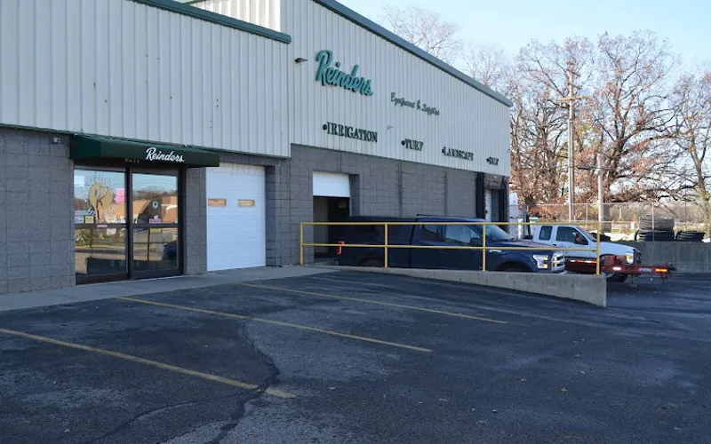 Reinders, Inc. — Landscaping supply store