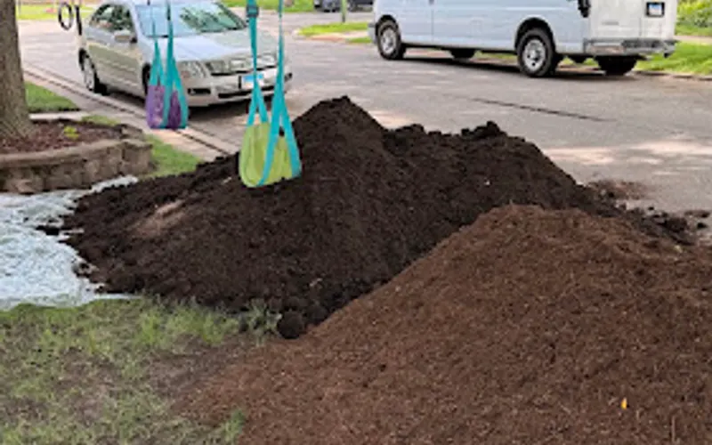 The Mulch Center — Mulch supplier