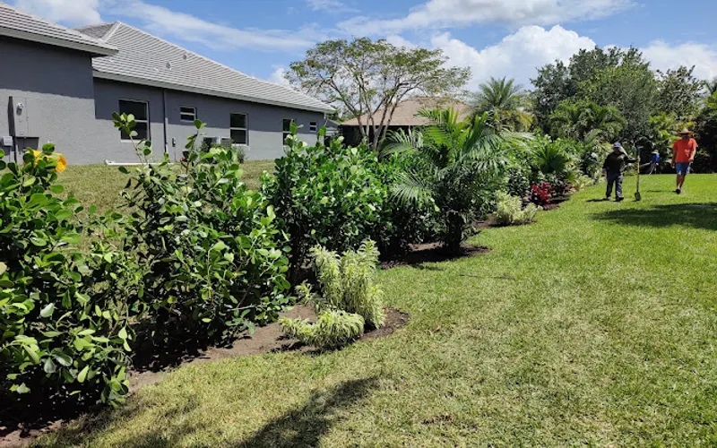 Palm City Palms & Tropical Inc — Garden center