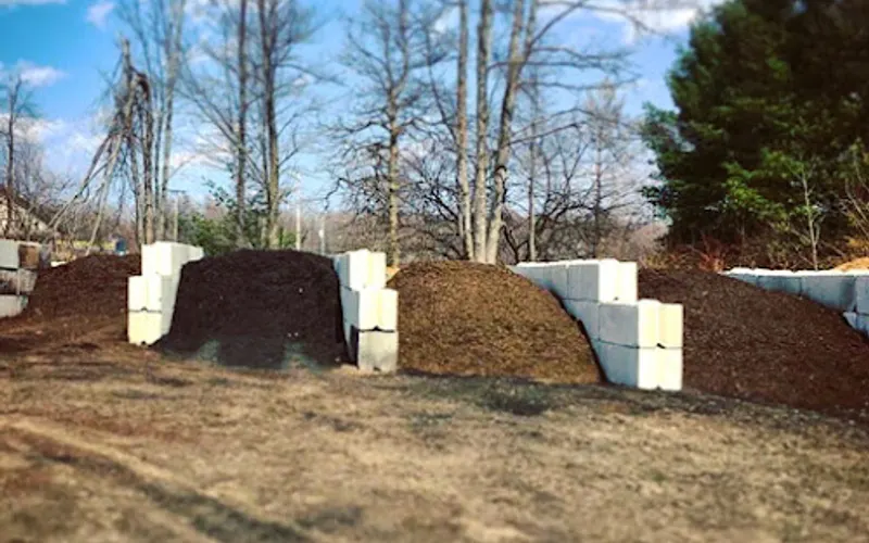 Snavely Supply — Topsoil supplier