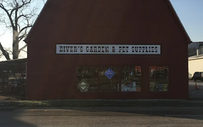 Diver's Garden and Pet Supplies — Garden center