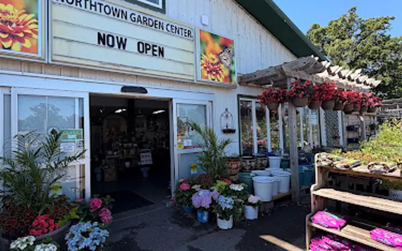 Infinite Blooms Garden Center — Garden center