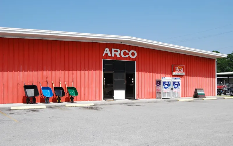 Arco Hardware and Builders Supply — Hardware store
