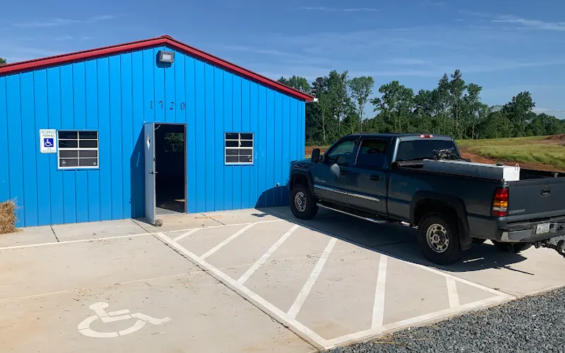 Warlick Trucking — Topsoil supplier