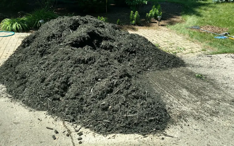 Mulligan's Landscape & Garden Center Inc — Topsoil supplier