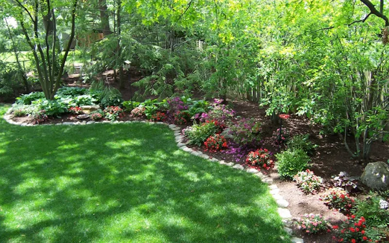 Lemnah Lawn & Grounds Service — Landscaper