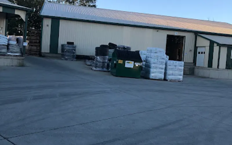 Martin's Produce Supplies — Garden center