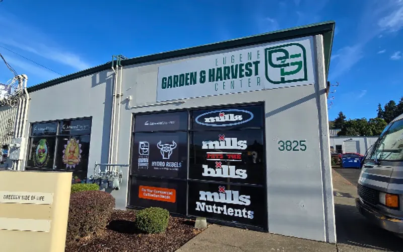 Eugene Garden & Harvest Center — Garden center