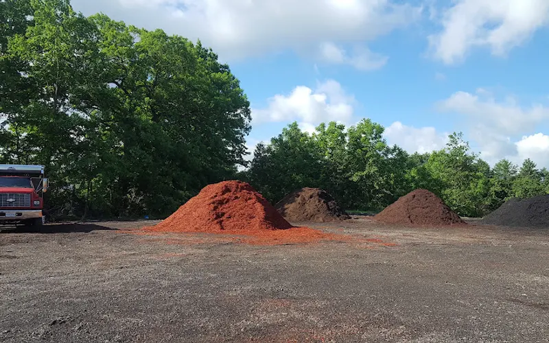 Kolenz Transport — Mulch supplier