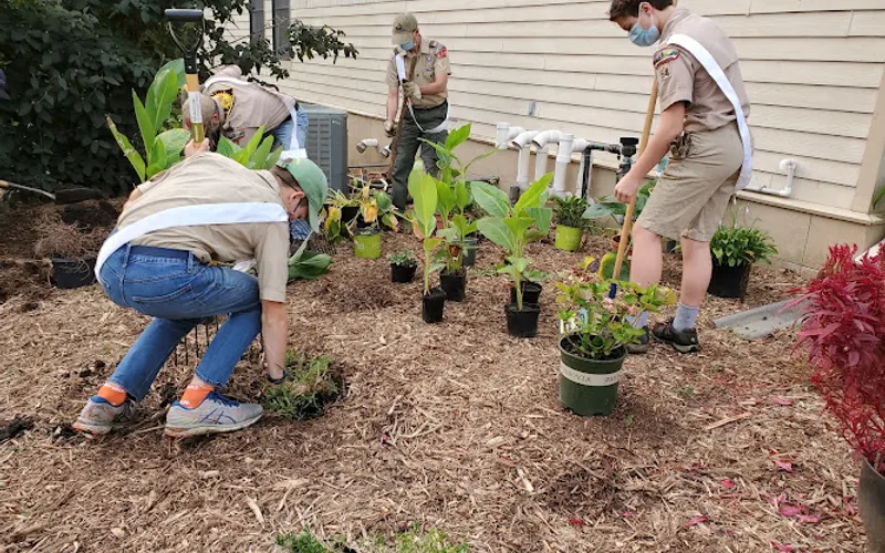Earl May Garden Center — Garden center