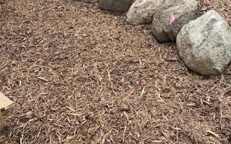 H & K Landscaping — Landscaper