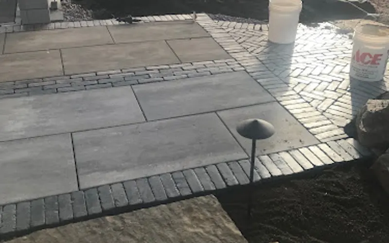 Hardscapes Outlet — Landscaping supply store
