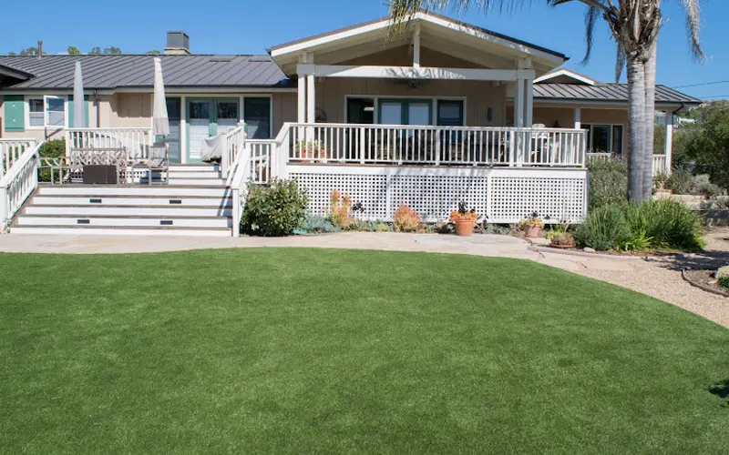 Smart Turf — Landscaping supply store