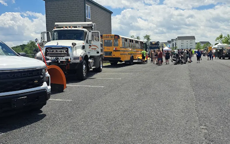 Soldiers Hauling — Junk removal service