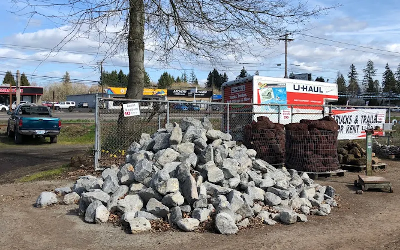Schlegel Barkdust — Topsoil supplier