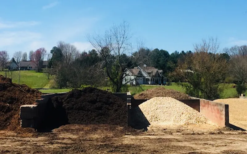D.R. Lawns/ The Mulch Place, LLC — Tree service