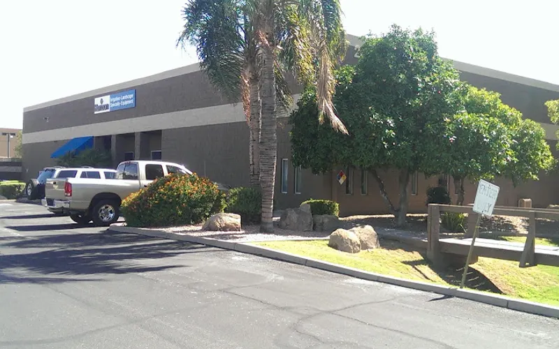 Horizon Distributors — Landscaping supply store