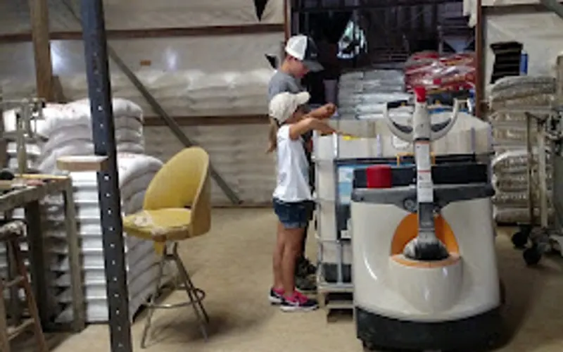 Baucom Brothers Milling — Store