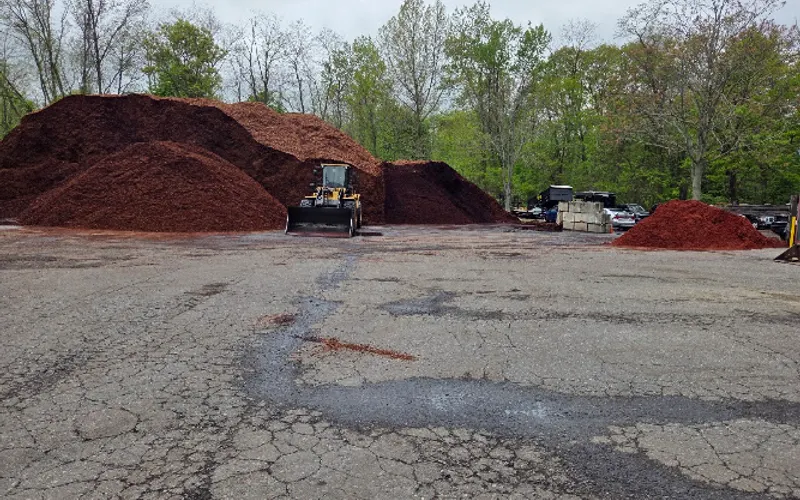 C V's Bark Mulch — Topsoil supplier