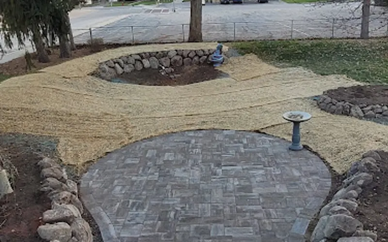 Lawnscapers Inc — Landscape designer