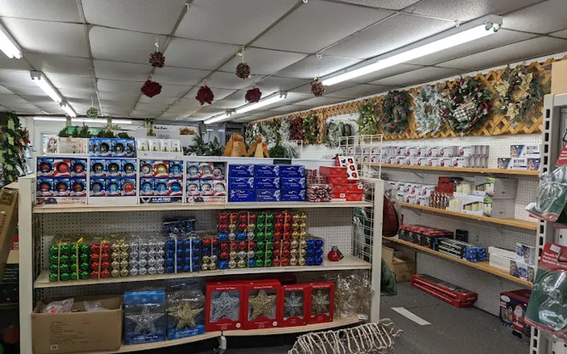 Ramblewood Garden Center — Garden center