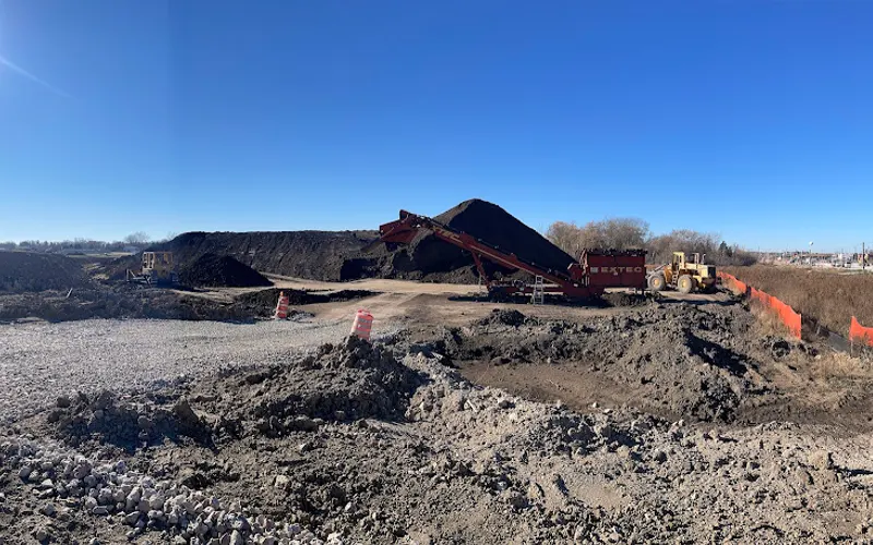 Potsie's Inc — Topsoil supplier