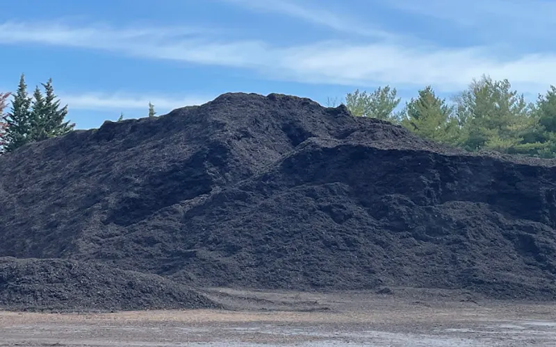 Ratoskey & Trainor Topsoil — Topsoil supplier